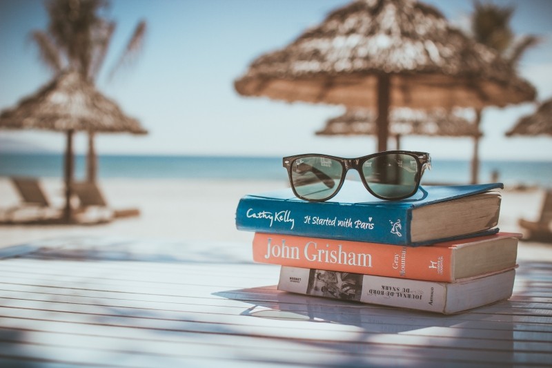 books-reading-beach-vacation-sunglasses-relax