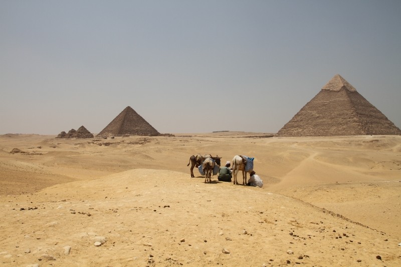cairo-egypt-egyptian-desert-pyramids-desert-travel