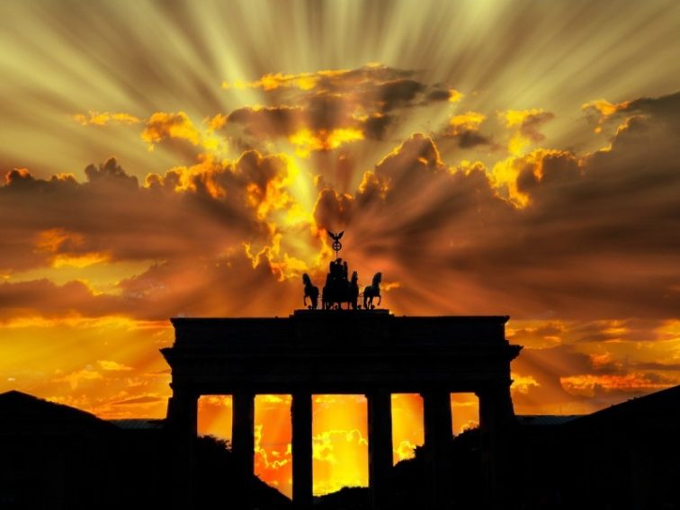 brandenburger-tor-dusk-dawn-twilight-sunset-berlin